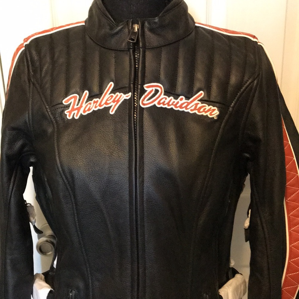 Harley Davidson Leather Riding Jacket - Picture 2 of 16